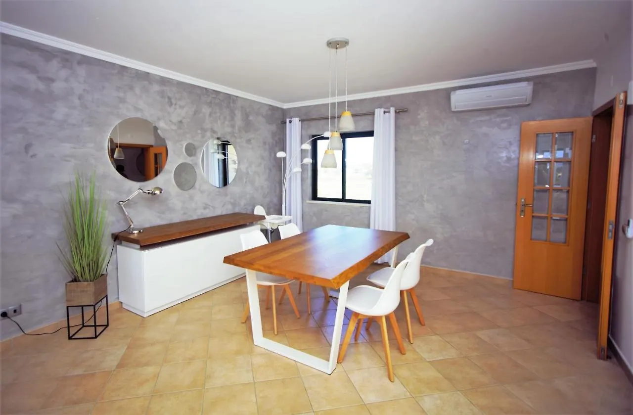 Penthouse Lounge Beach Hotel Albufeira 0*,